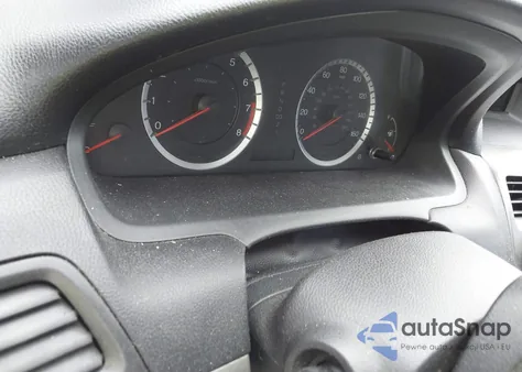 2011 Honda Accord 2.4 Lx z USA, uszkodzony, nr VIN 1HGCP2F34BA008879